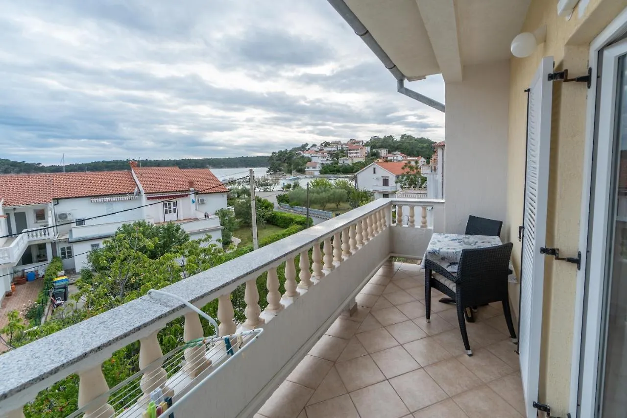 Apartments And Rooms By The Sea Palit, Rab - 5010 3*, Palit