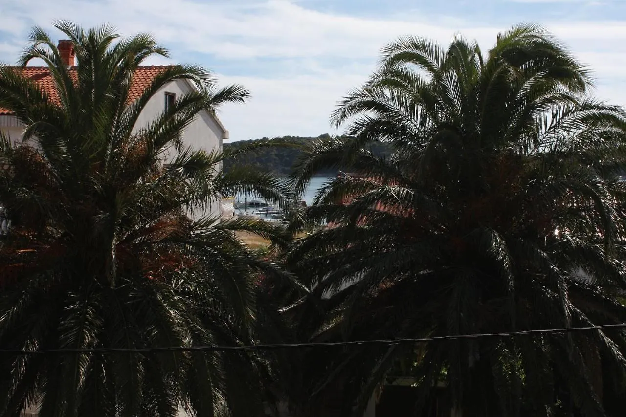 Apartments And Rooms By The Sea Palit, Rab - 5010