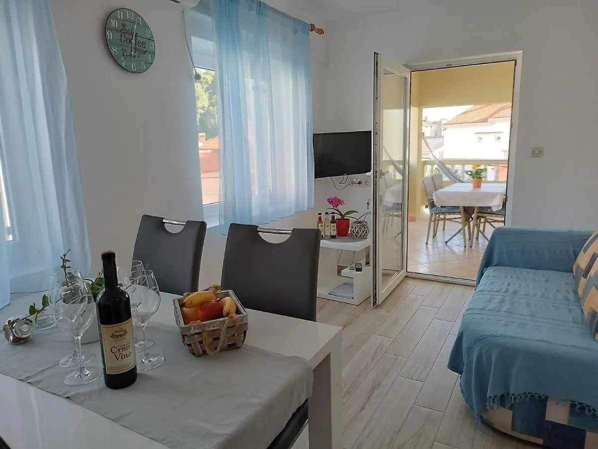 Apartments And Rooms By The Sea Palit, Rab - 5010 3*, Palit 克罗地亚